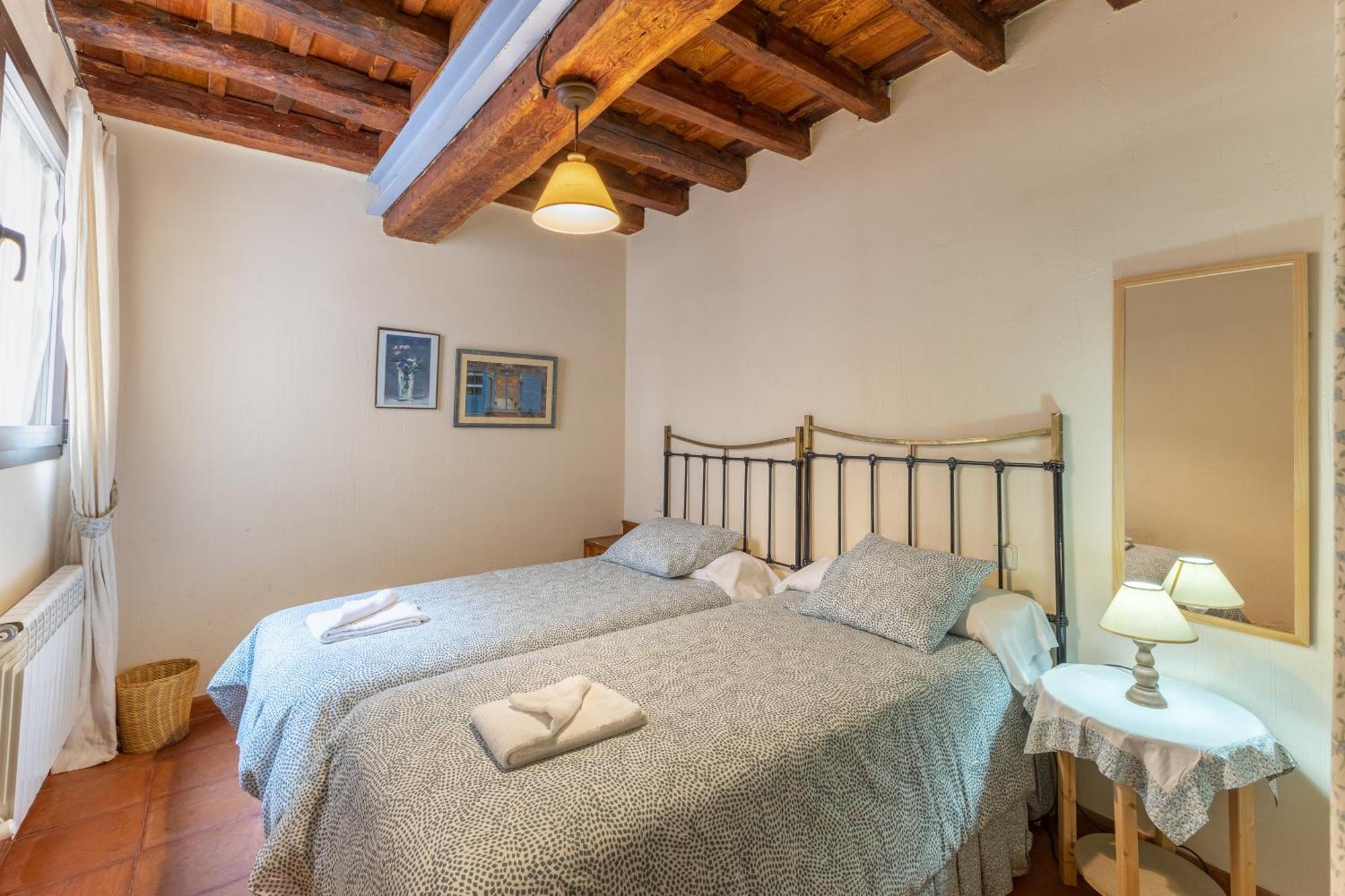 Holiday home La Casona Y Casitas De Tabladillo Santa Maria la Real de Nieva