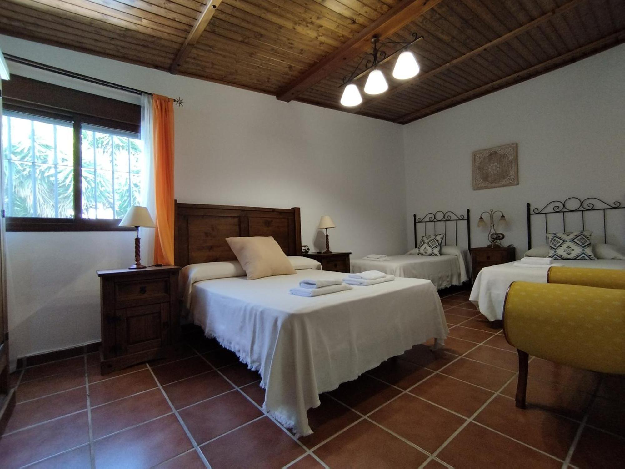Vivienda Rural Madronos *