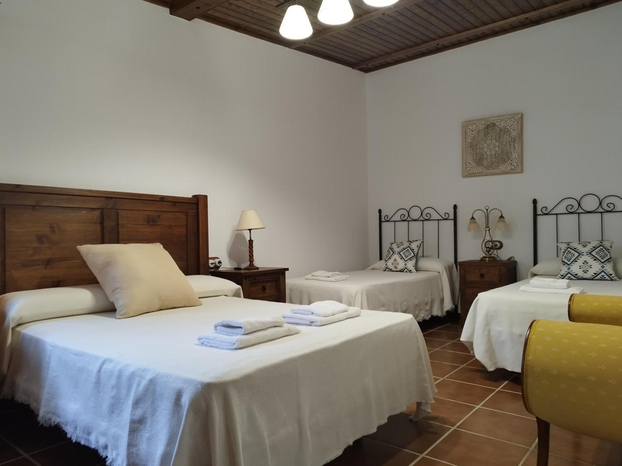 Vivienda Rural Madronos * Malcocinado (Andalucia)