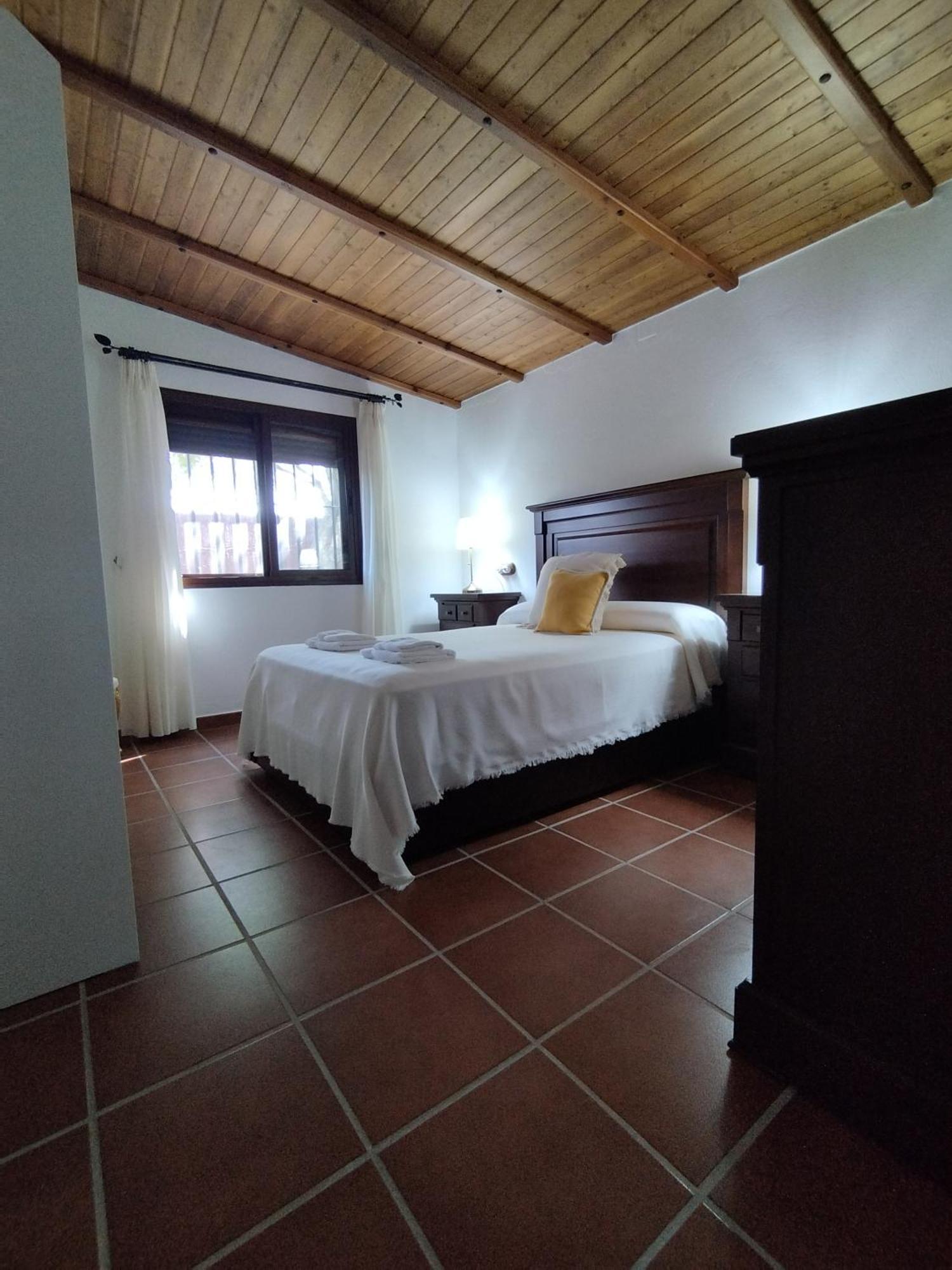 Vivienda Rural Madronos *
