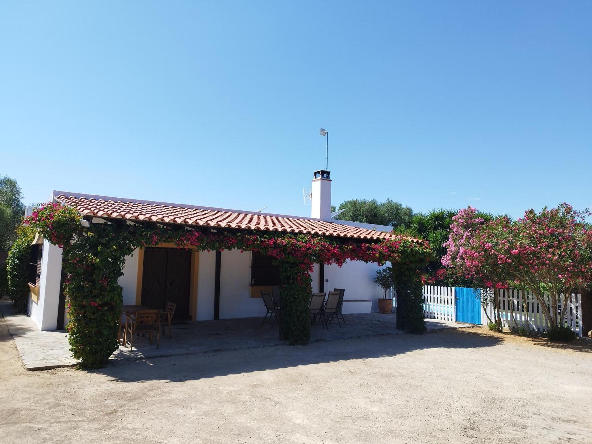Holiday home Vivienda Rural Madronos *