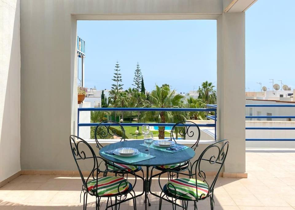 Apartamento Atico Con Vistas Al Mar En Primera Linea De Playa Vera