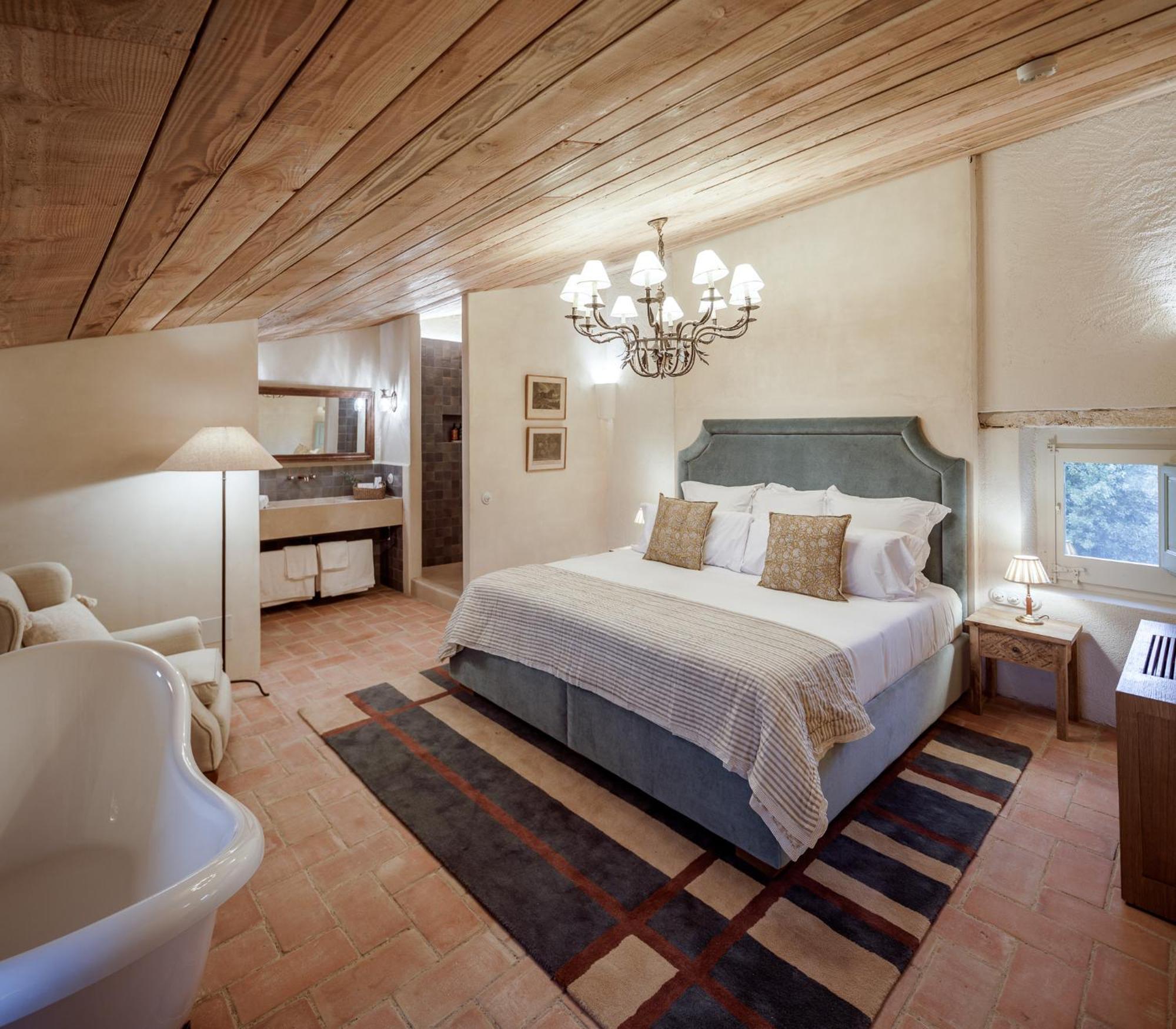 Hotel Castillo De Vallgornera *