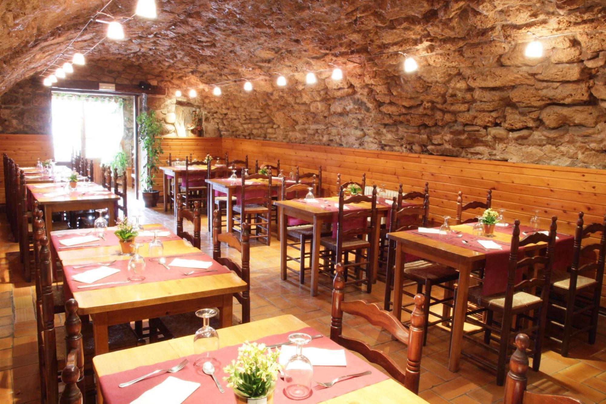 Pensión Hostal Els Roures