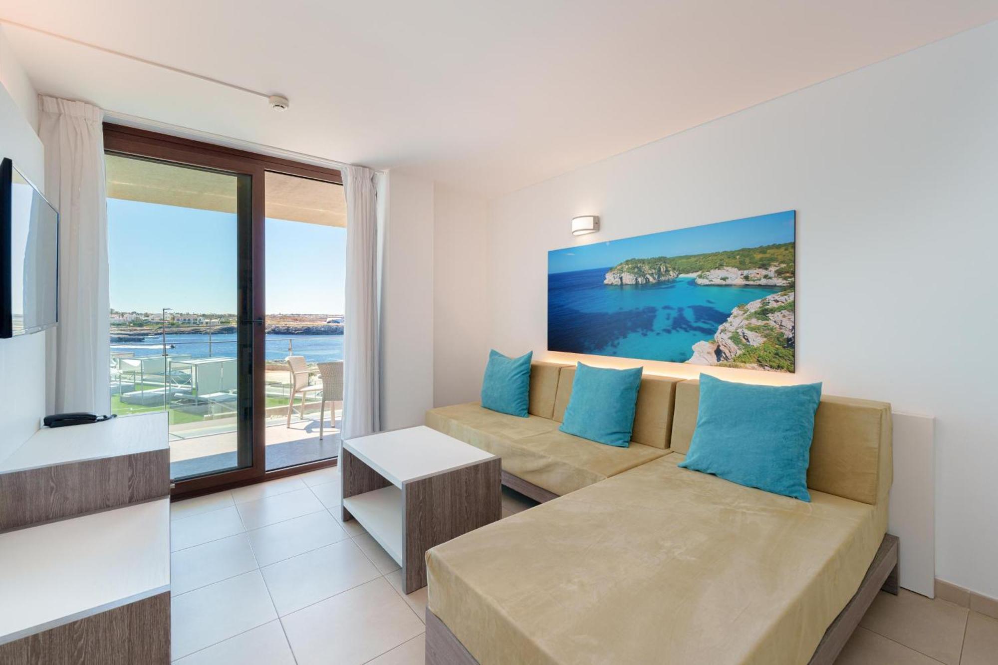 Ferrer Skyline Aparthotel