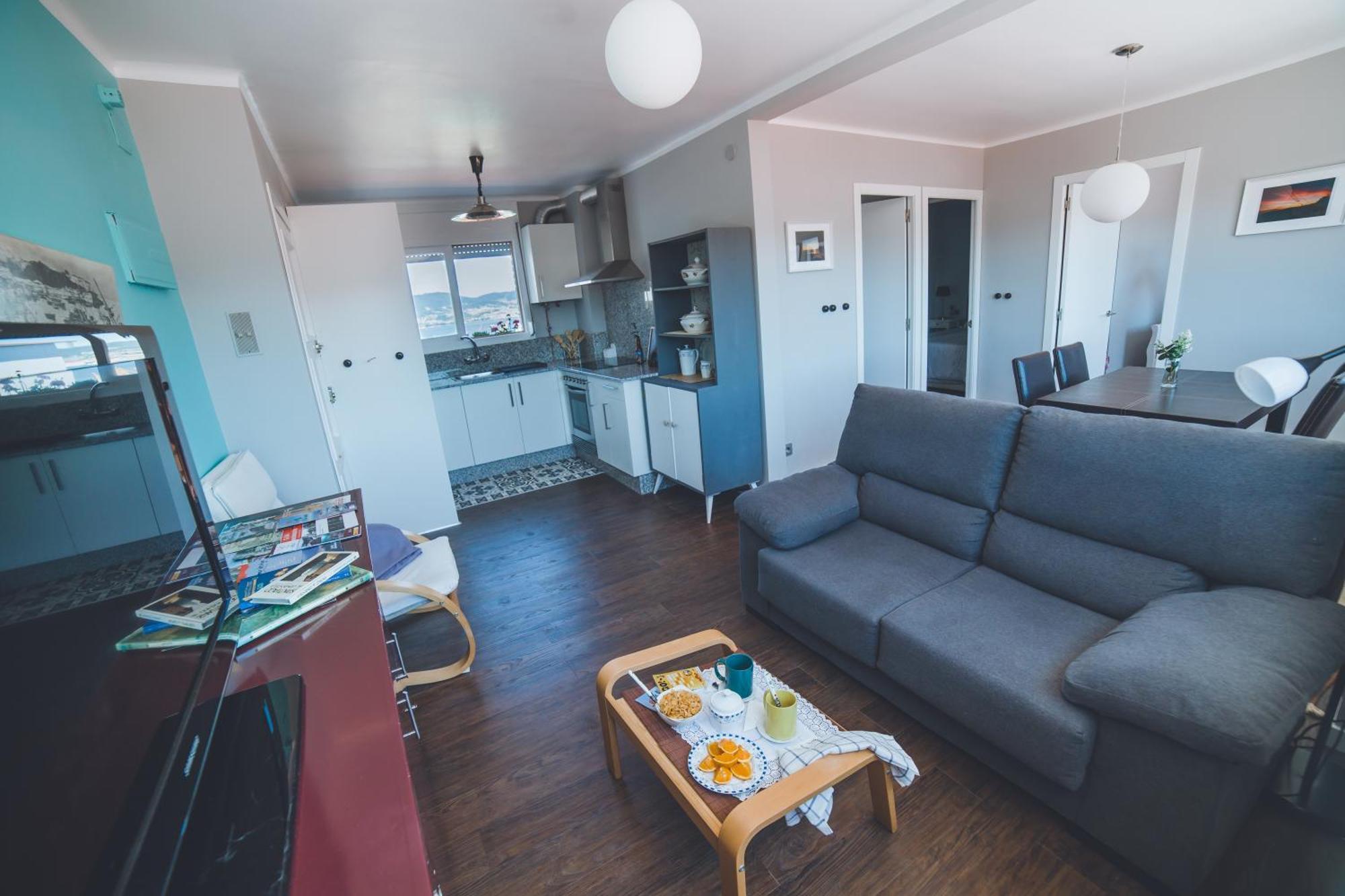 Apartamento ático Con Vistas Entre Centro Y Playa *