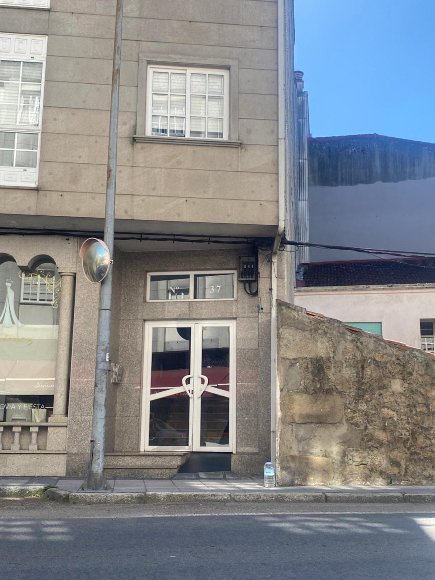Avenida 37 *