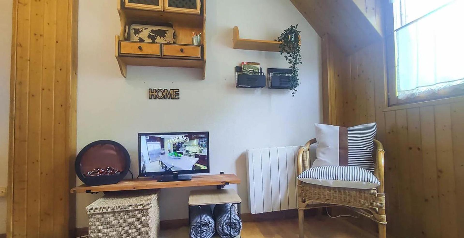 La Moleta Avairent Estacion Apartment