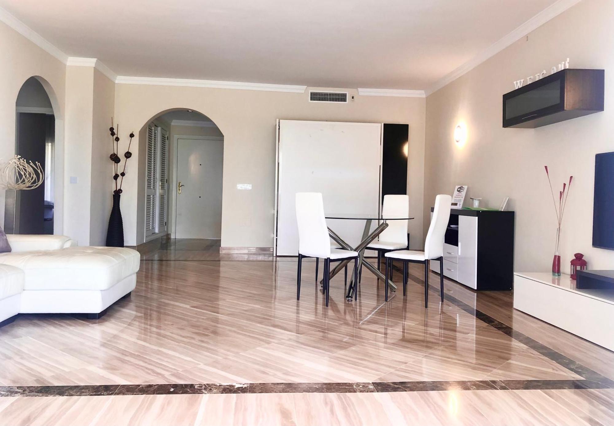 Vista Hermosa Apartamento *