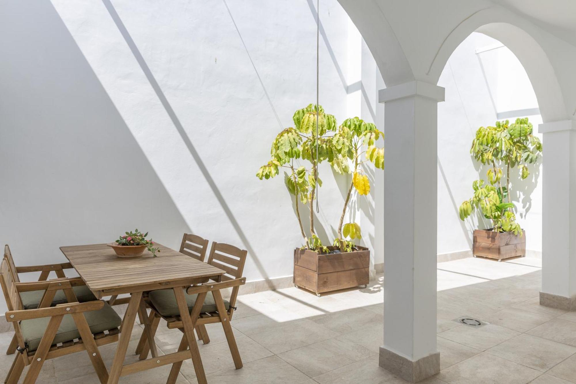 Precioso Con Chimenea Patio Solarium Apartment