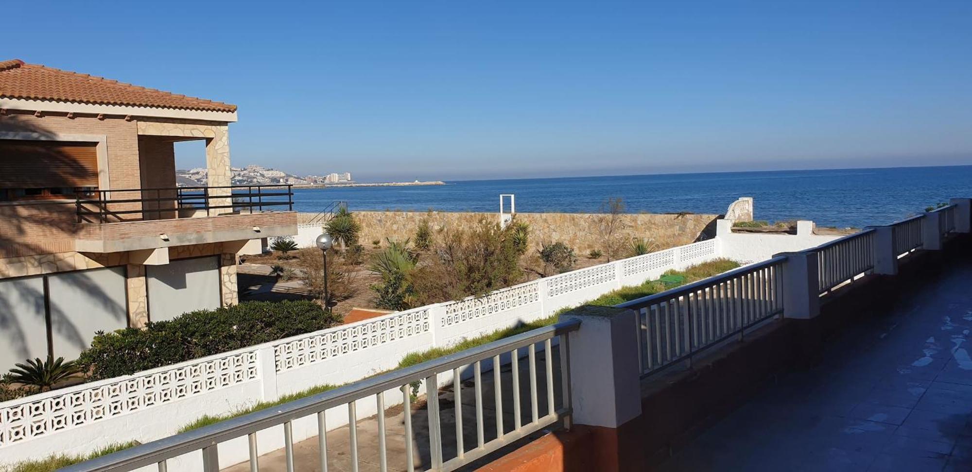 Pensión Vacansis Privada En Una A Un Paso Del Mar En *