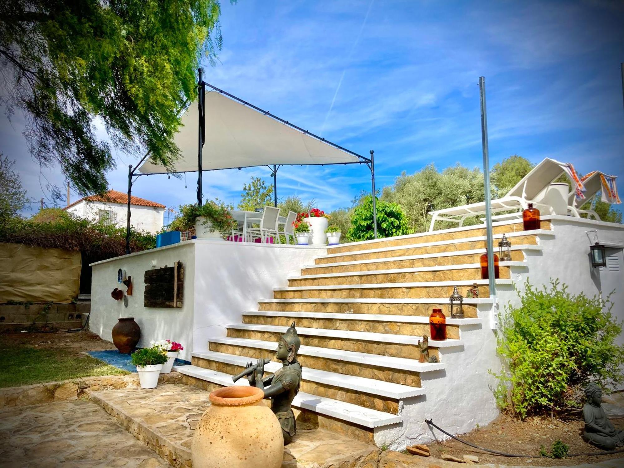 Yurta Arco Iris Luxury tent Riba-Roja De Turia