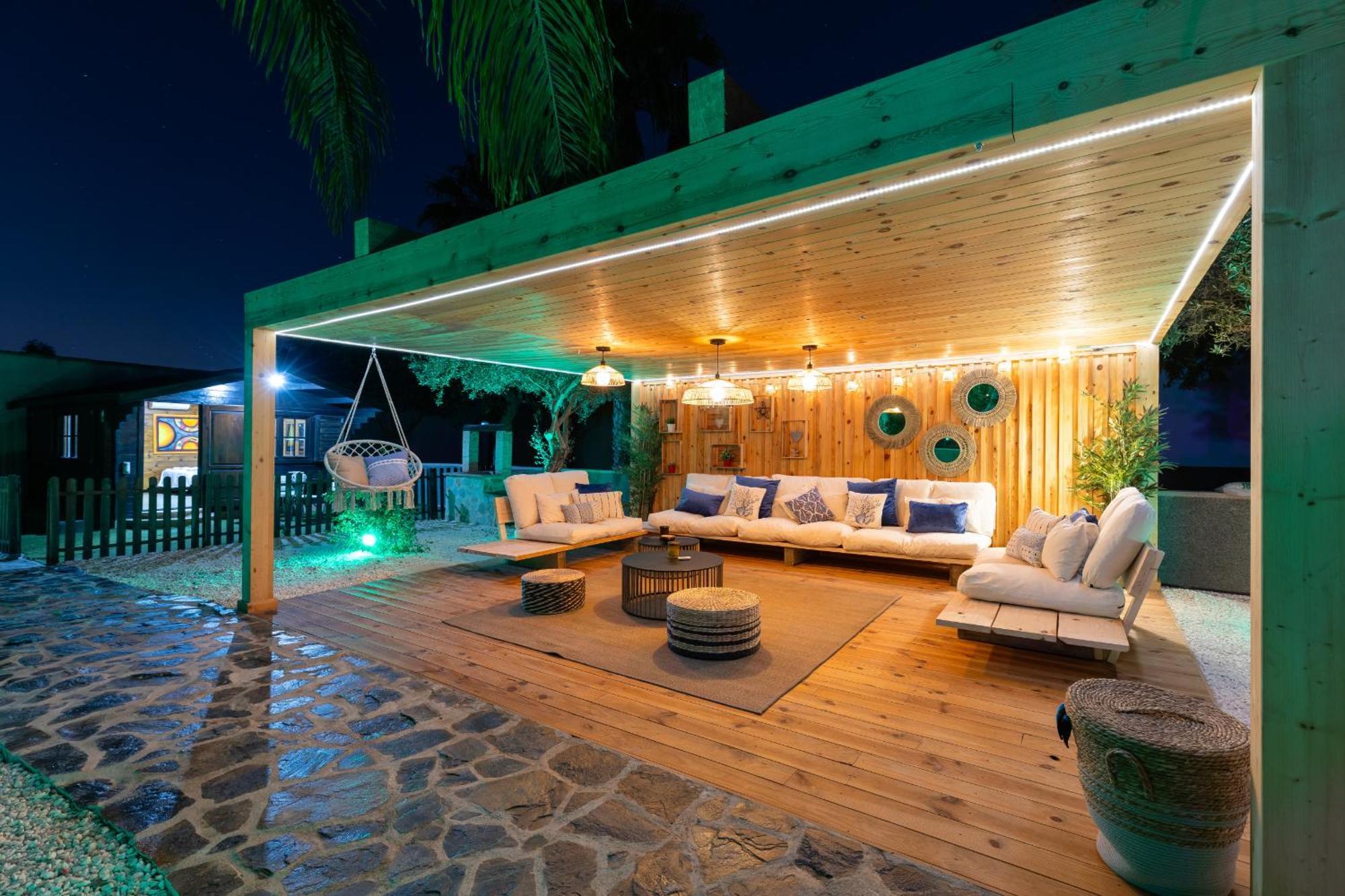Villa Waterwheel By Fidalsa *
