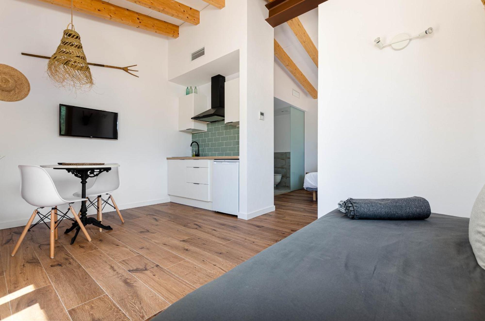 Cal Tio 3 Yourhouse Agroturismo *