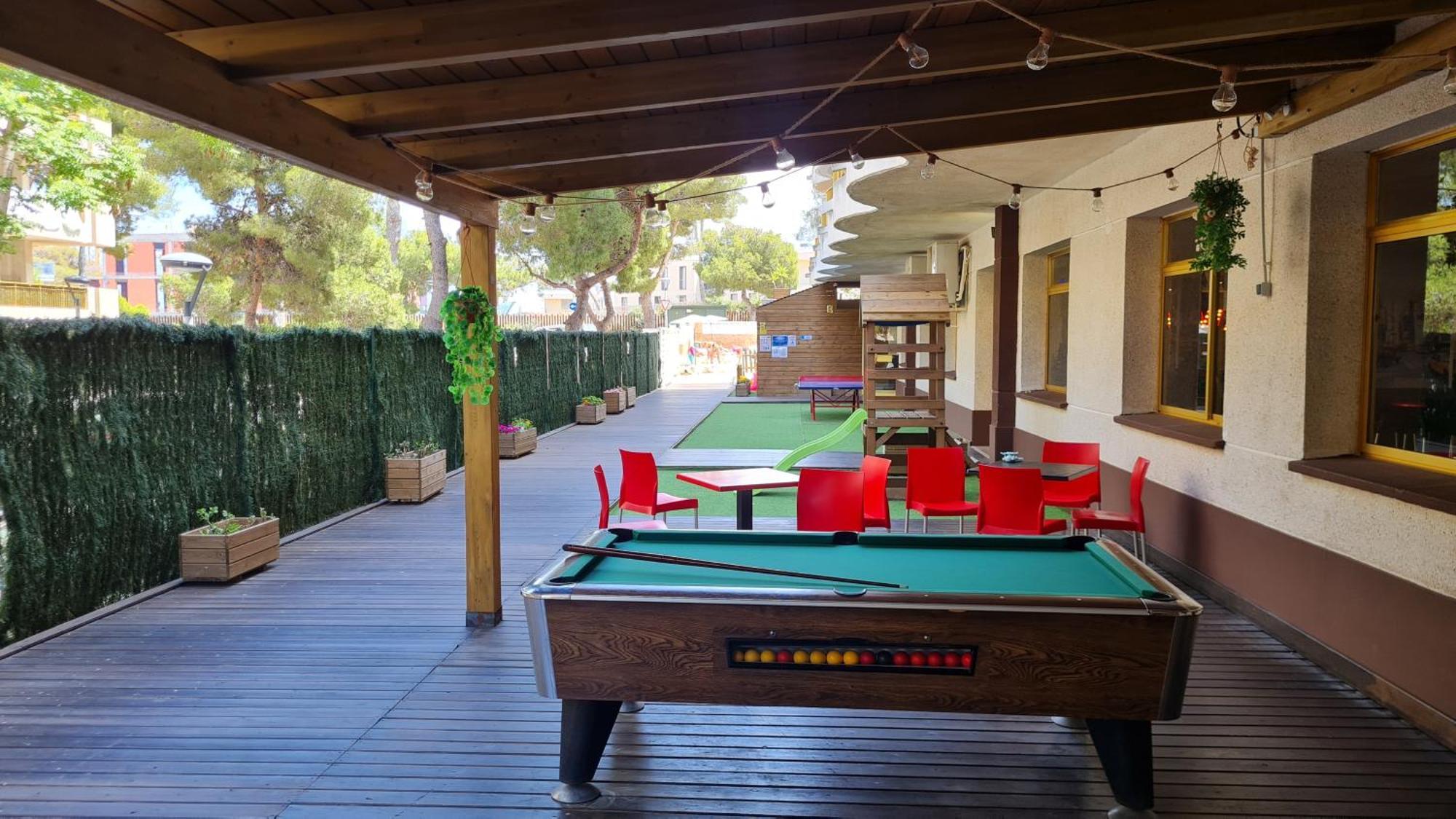 Con Piscina En Apartamento *