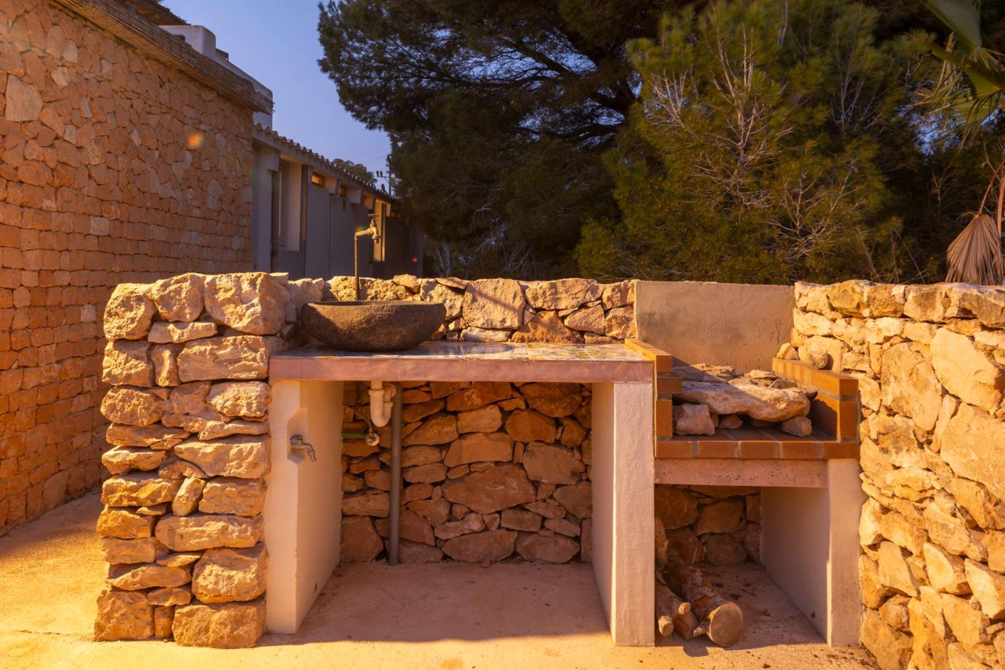 Shangri-la * Sant Ferran de Ses Roques