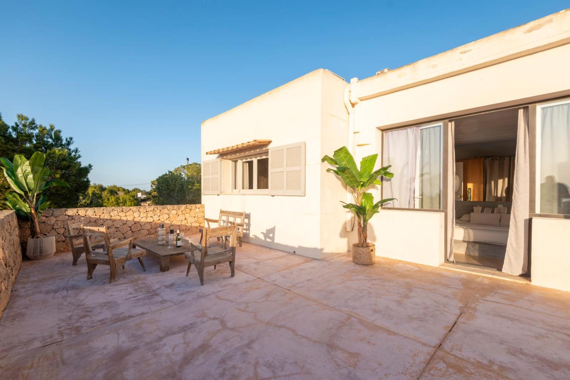 Shangri-la Villa