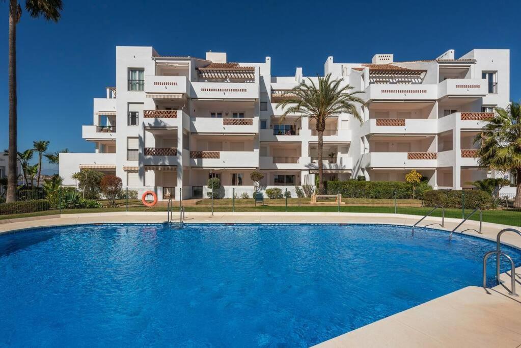 Apartment Golf Gardens, Roof Terrace View, 2 Bedroom Sitio de Calahonda