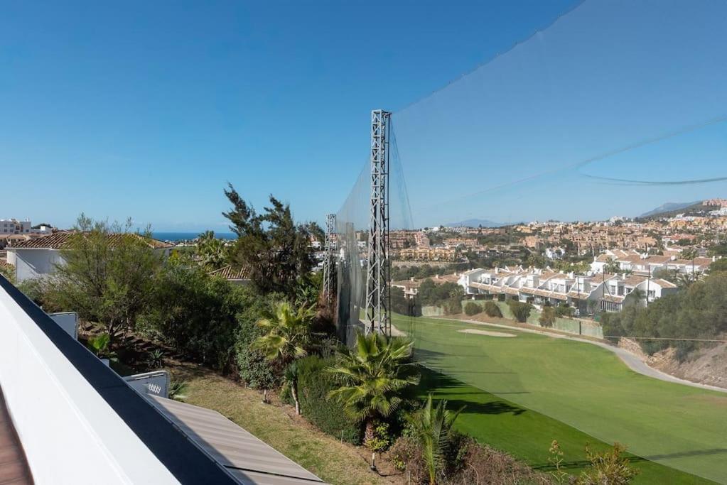 Golf Gardens, Roof Terrace View, 2 Bedroom