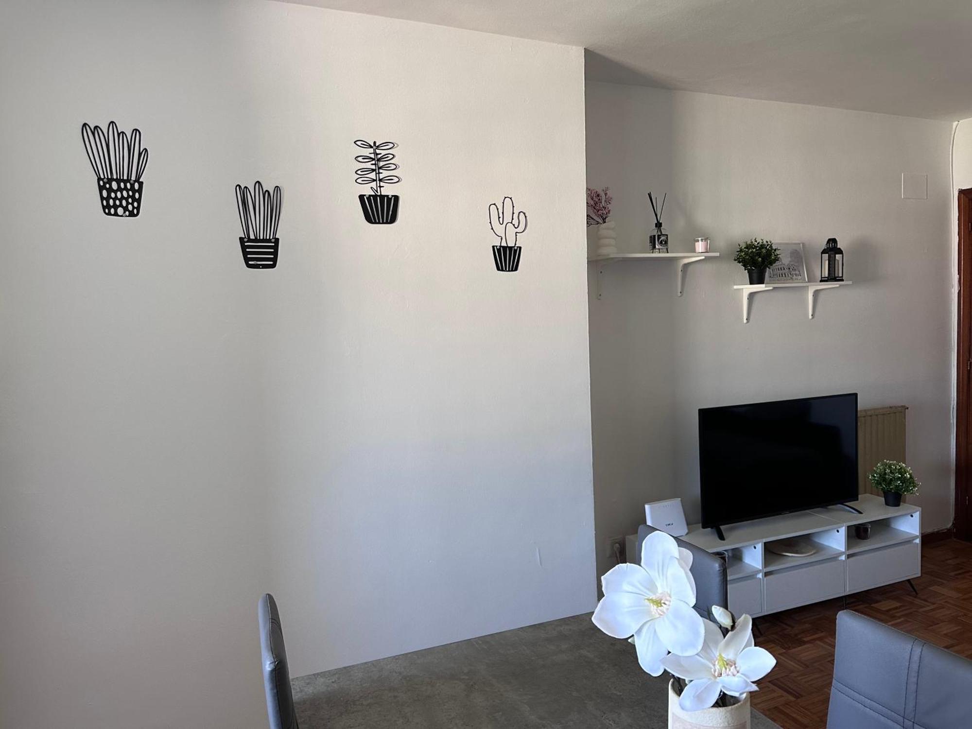 Apartamento Acogedor Con Vistas A La Catedral Y Parking Oviedo