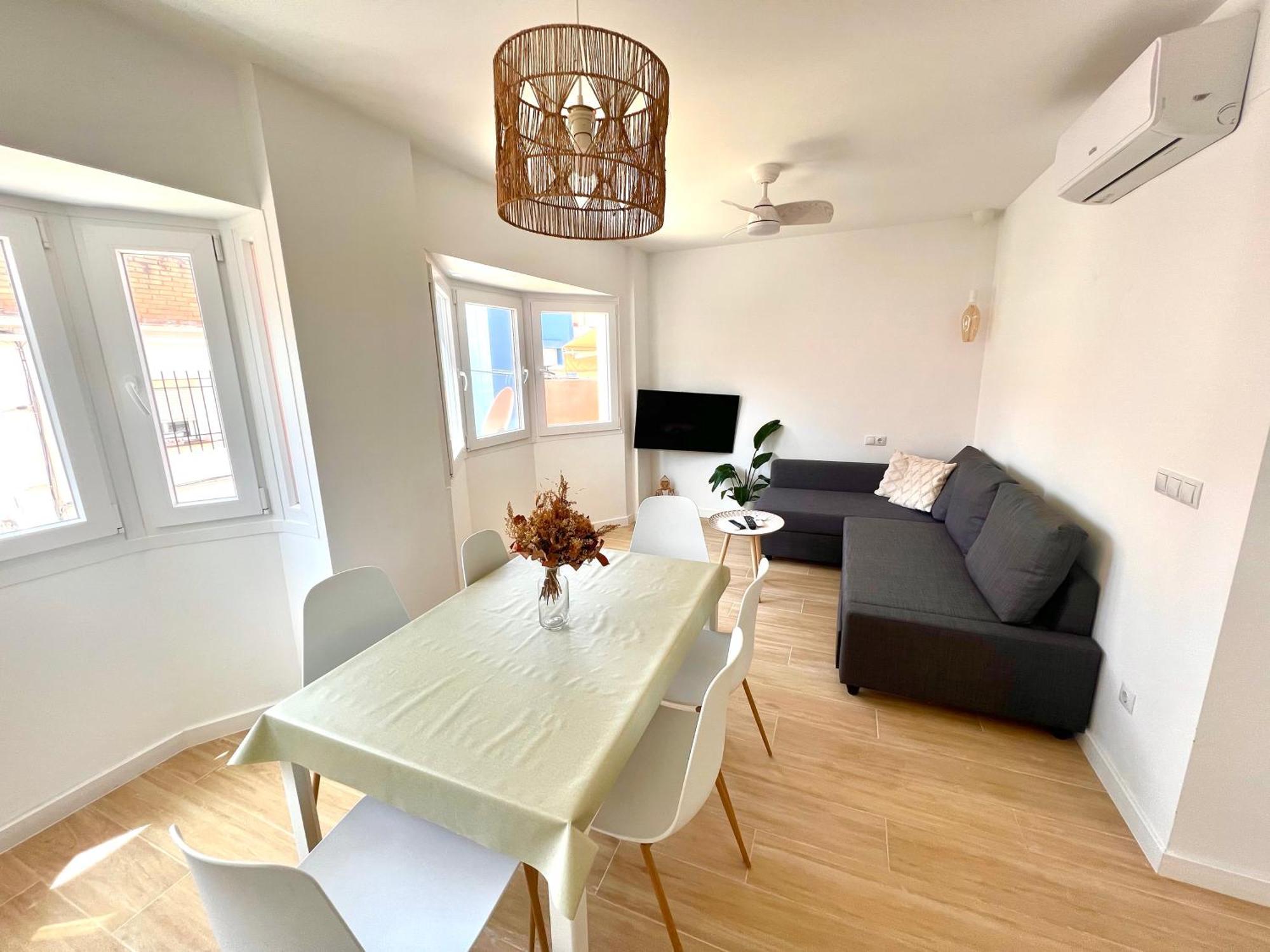 Pedregalejo Holiday home *
