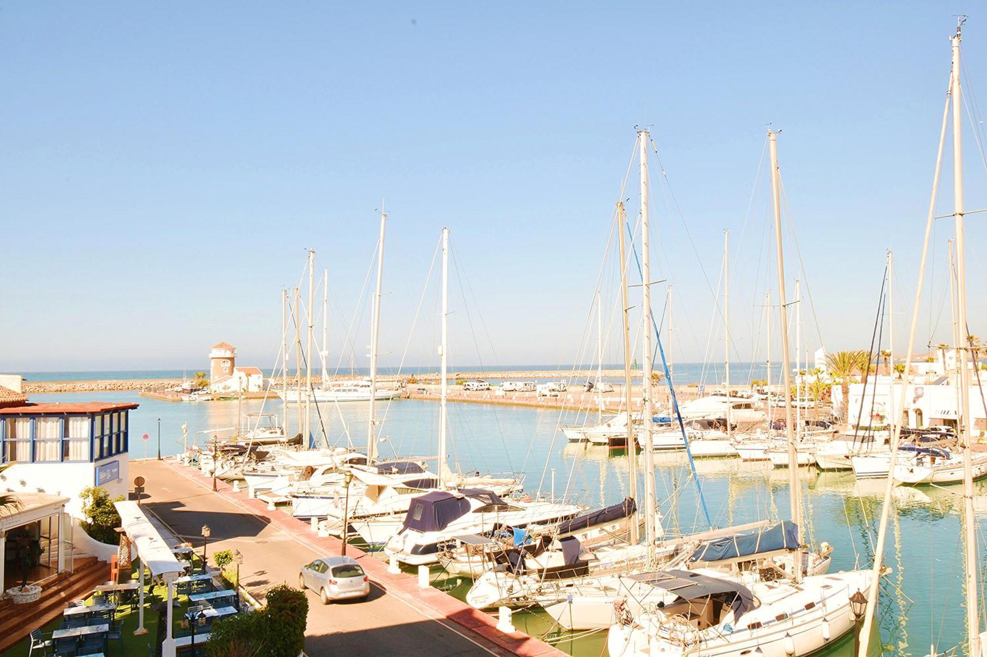 Expoholidays - Galeon Puerto Deportivo Almerimar