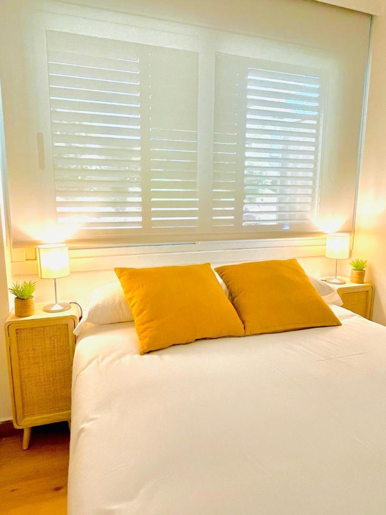 Luxury Views Canido, Acces