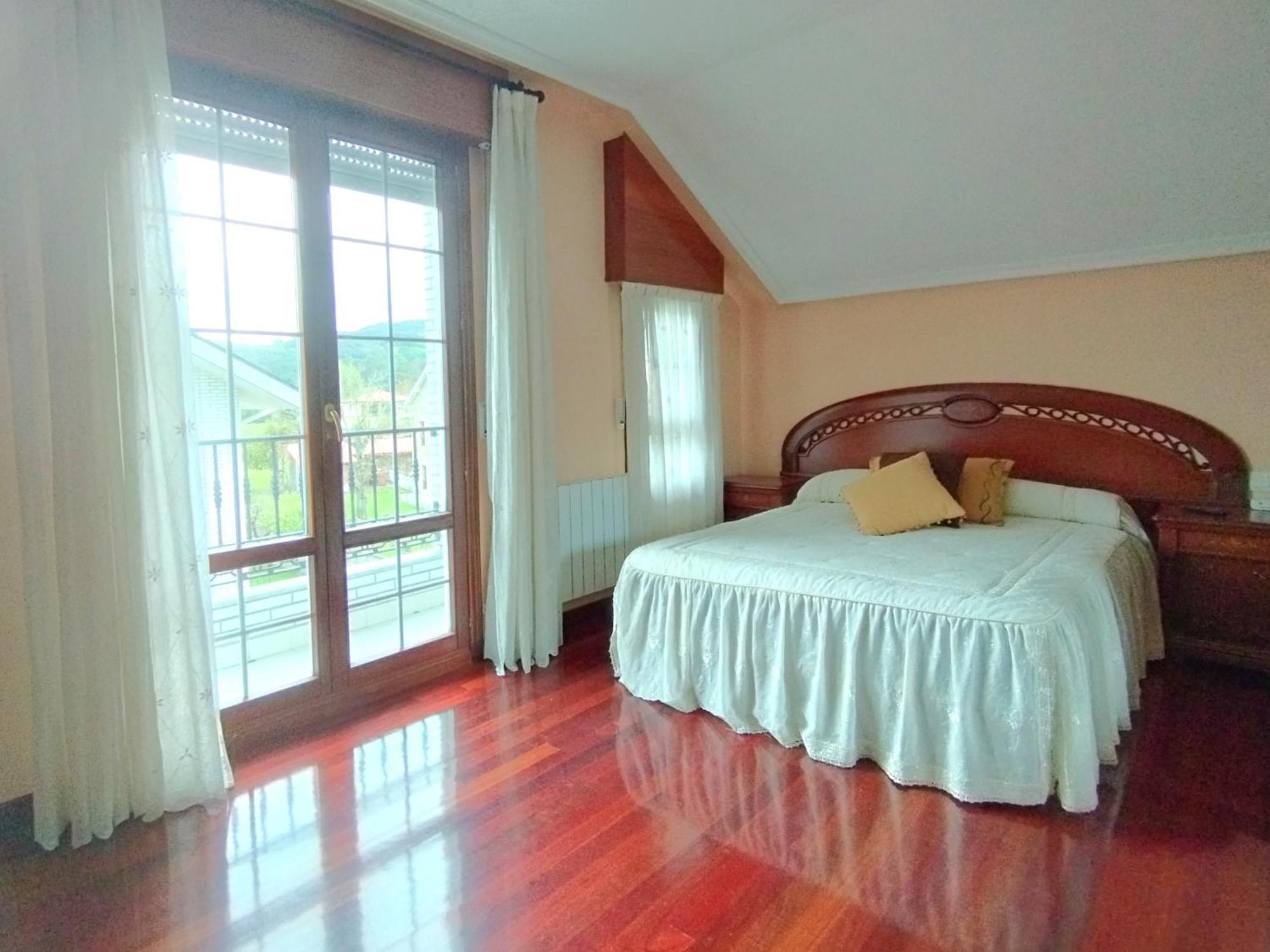 Seven J House *