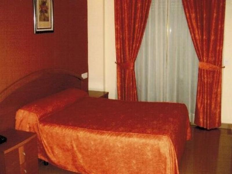 Hotel Coast By Mij 3*