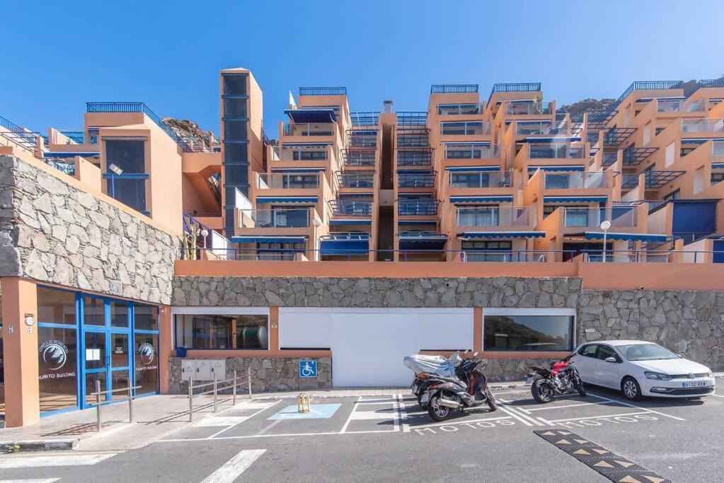Apartamento Building *