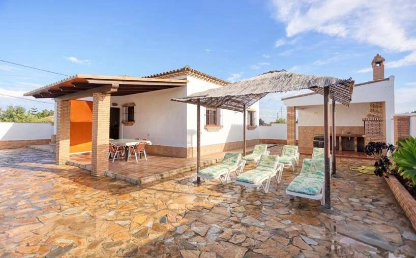 Chalet Conil Con Piscina Privada Holiday home *