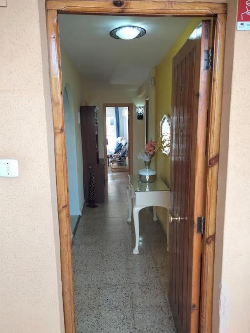 Acogedor 200 Metros Playa Apartamento