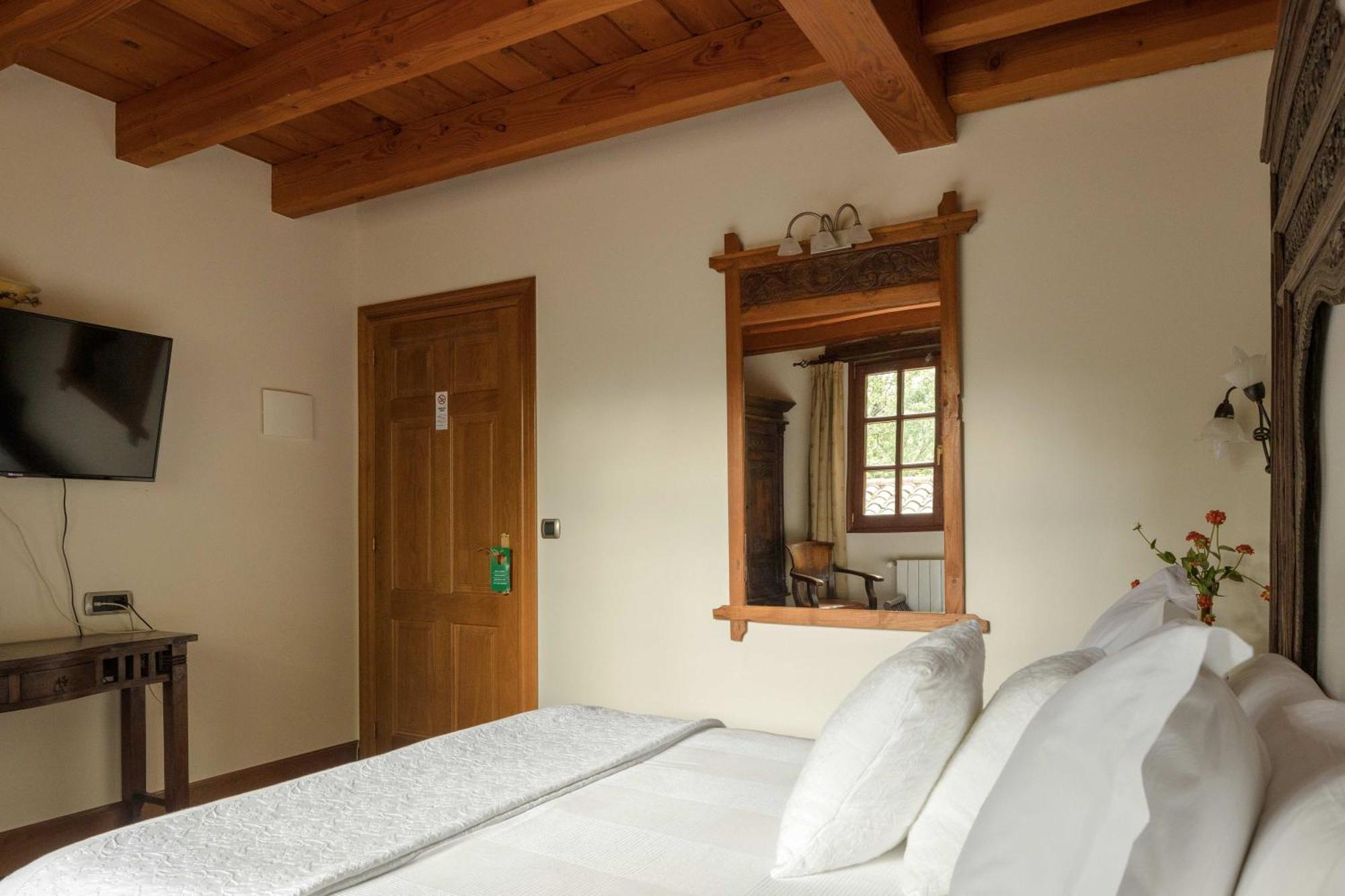 & Etxegana Hotel