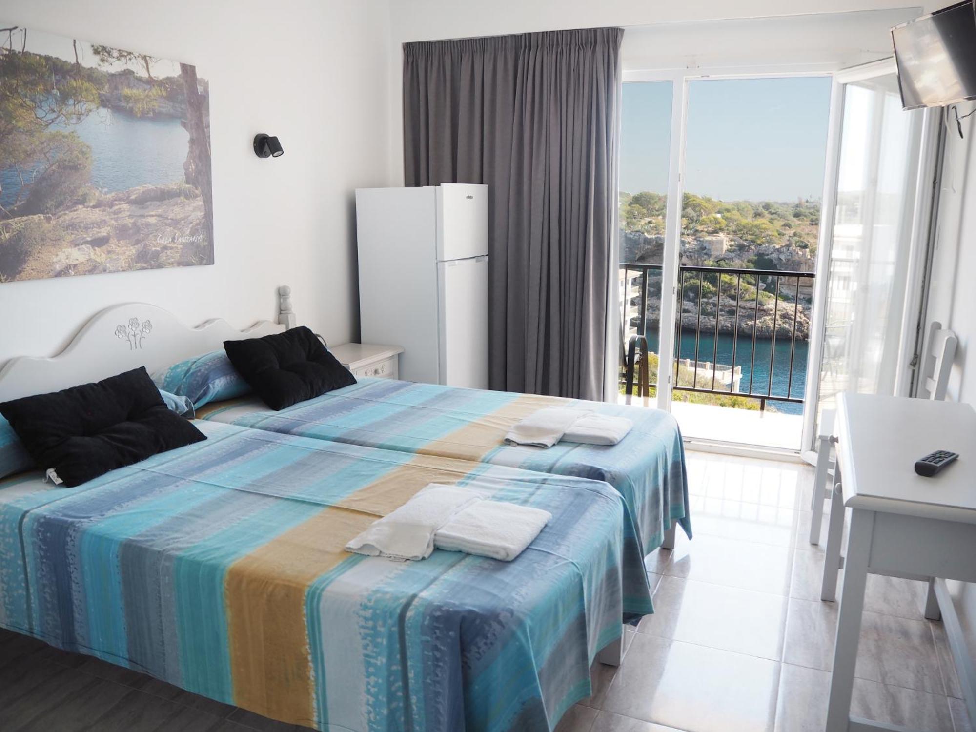 Hotel Rocamar 2*