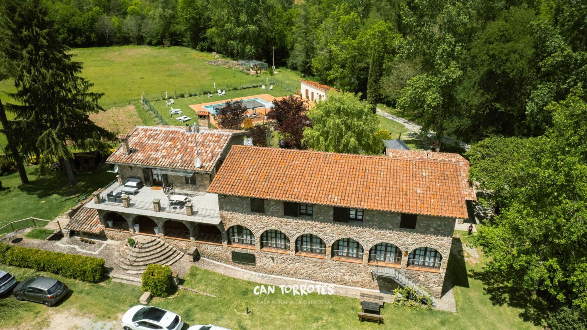Torrotes Country house