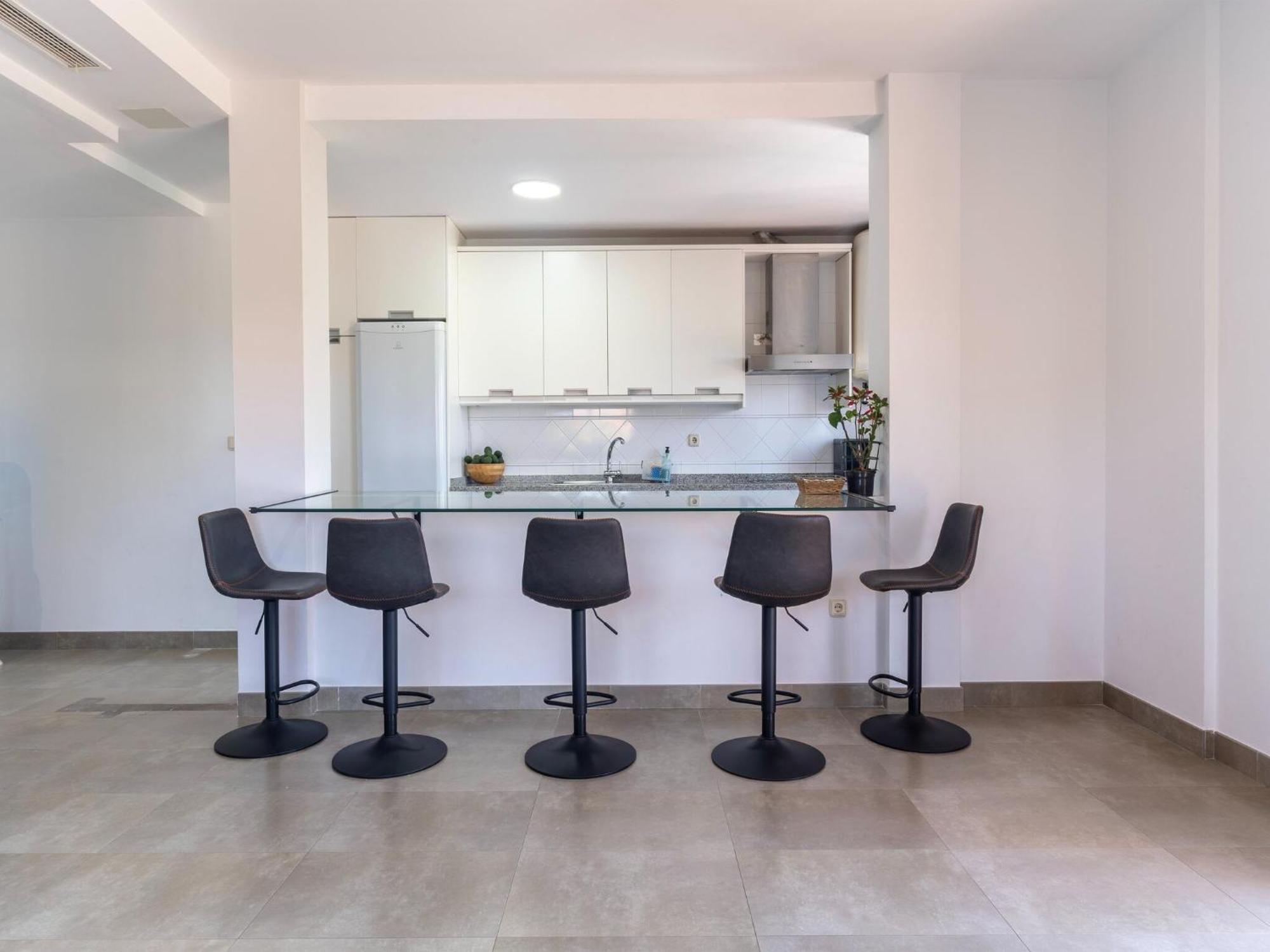 Spacious Holiday In Near Seabeach Apartamento *