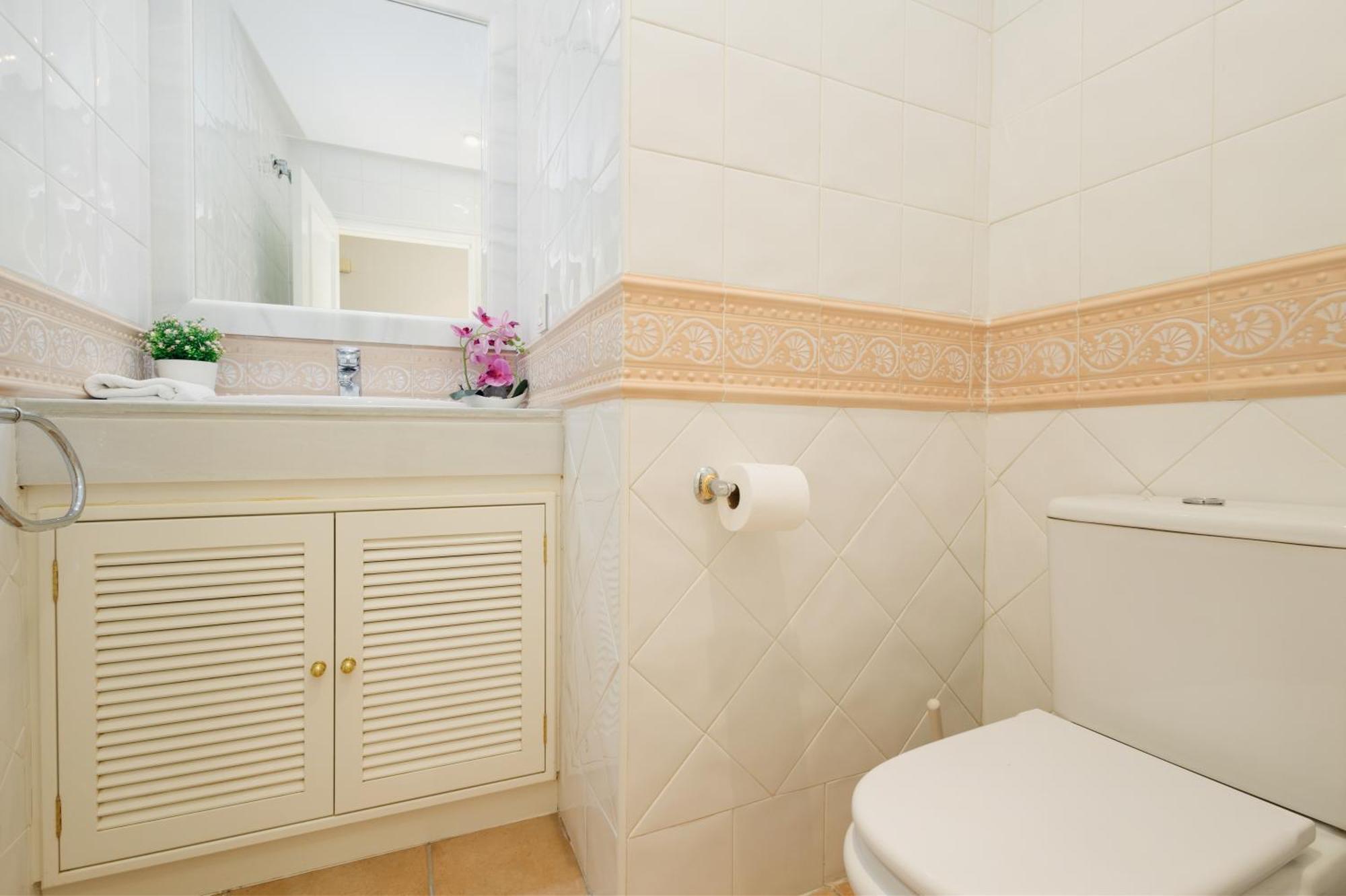 2 Bedroom Next To The In Elviria, Marbella