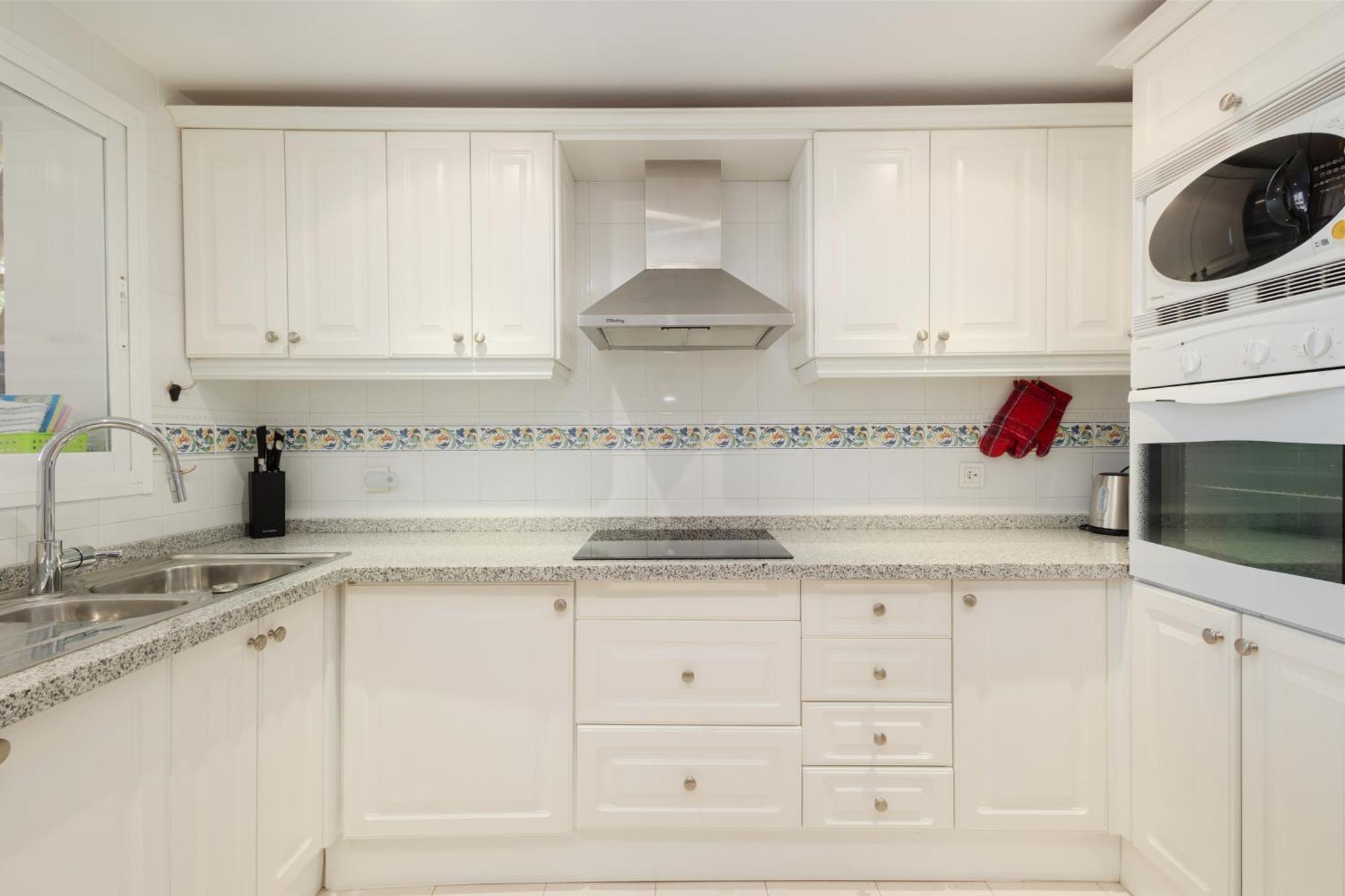 2 Bedroom Next To The In Elviria, Apartment