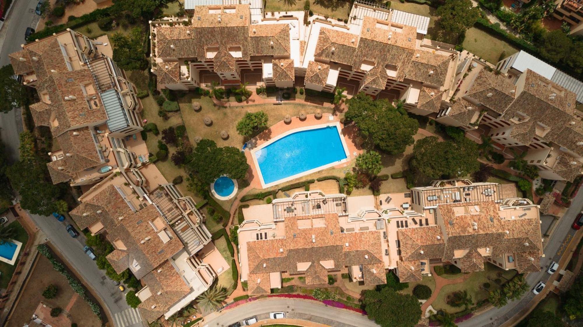 2 Bedroom Next To The In Elviria, * Marbella