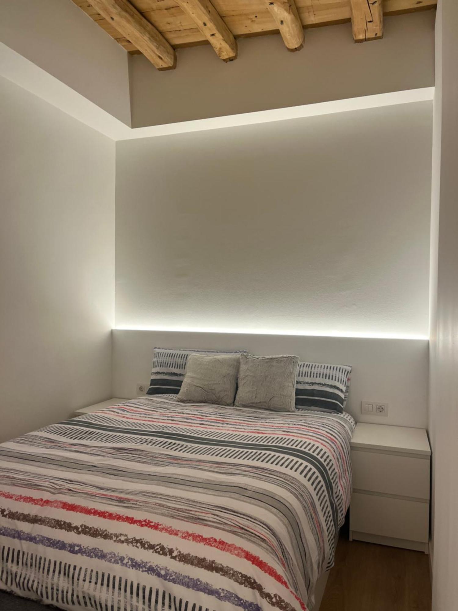 Apartamento Apturvic En El Centre Historic *