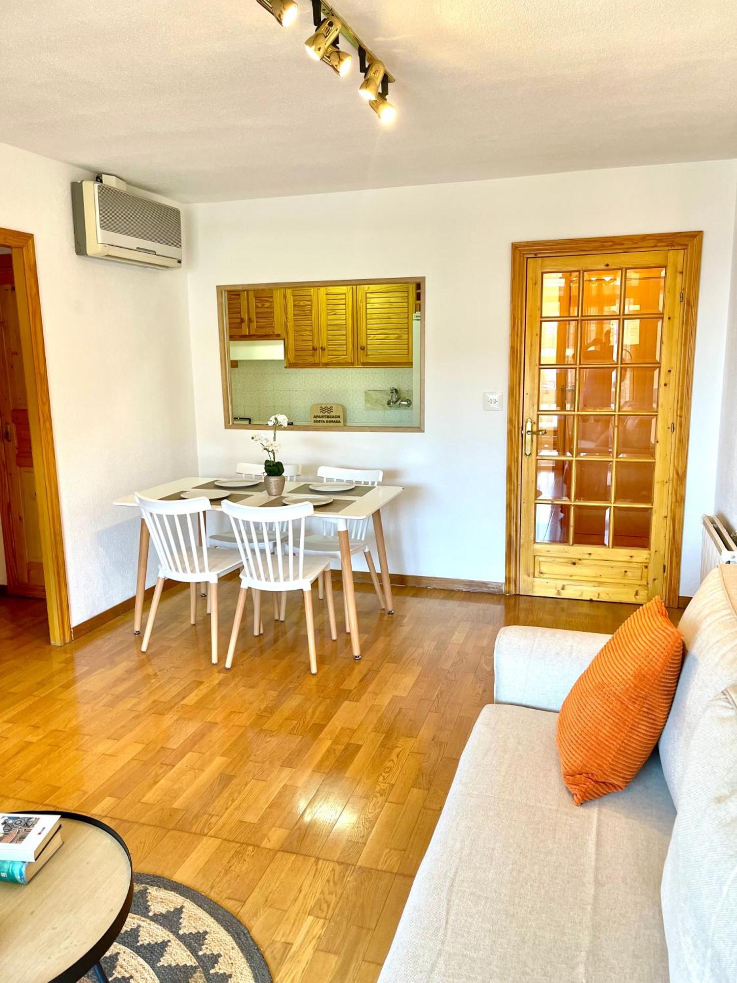 Apartbeach Cye 6 Ii Y Bonitas Vistas Mar Apartment Salou