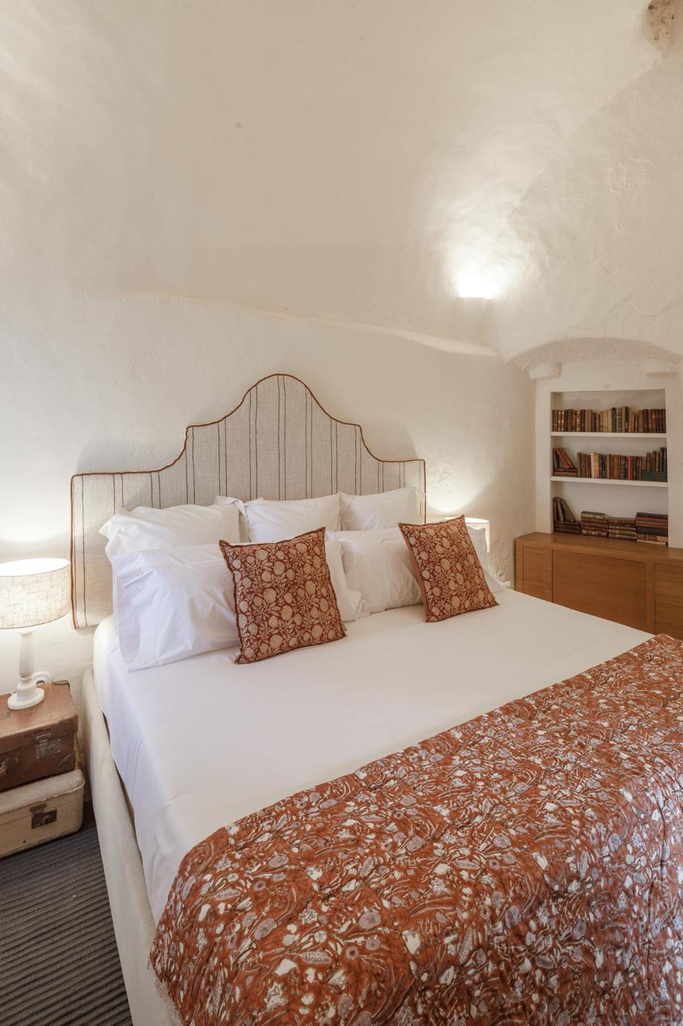Hotel Castillo De Vallgornera