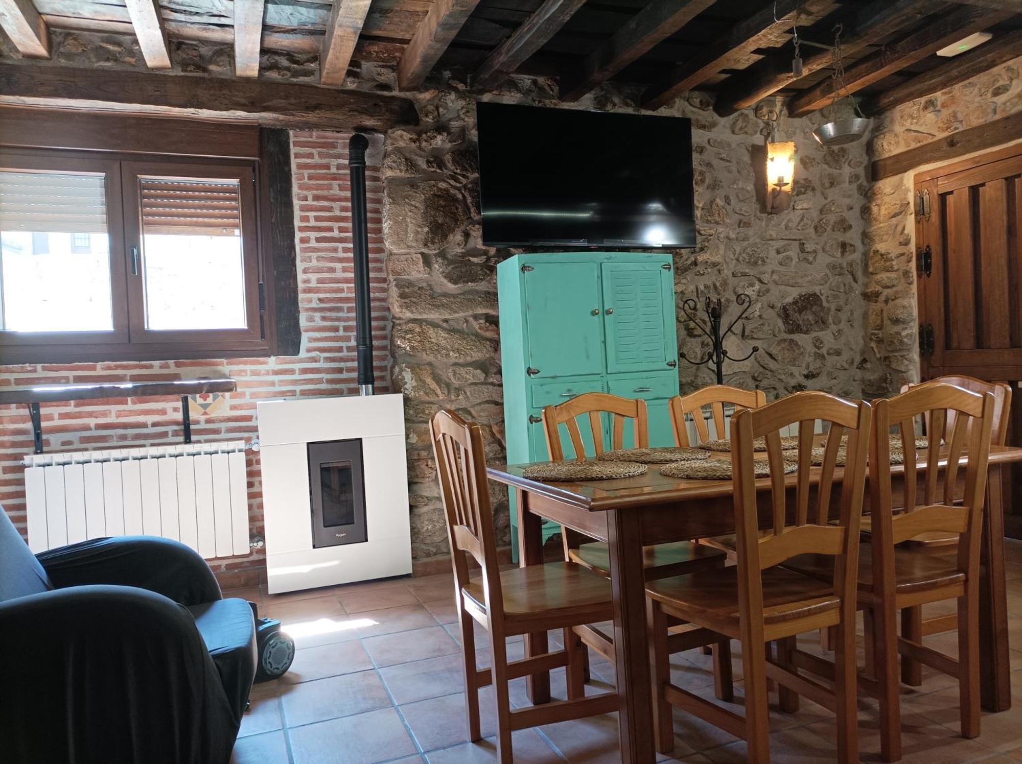 Casa Abuelo Cani Arenas de San Pedro