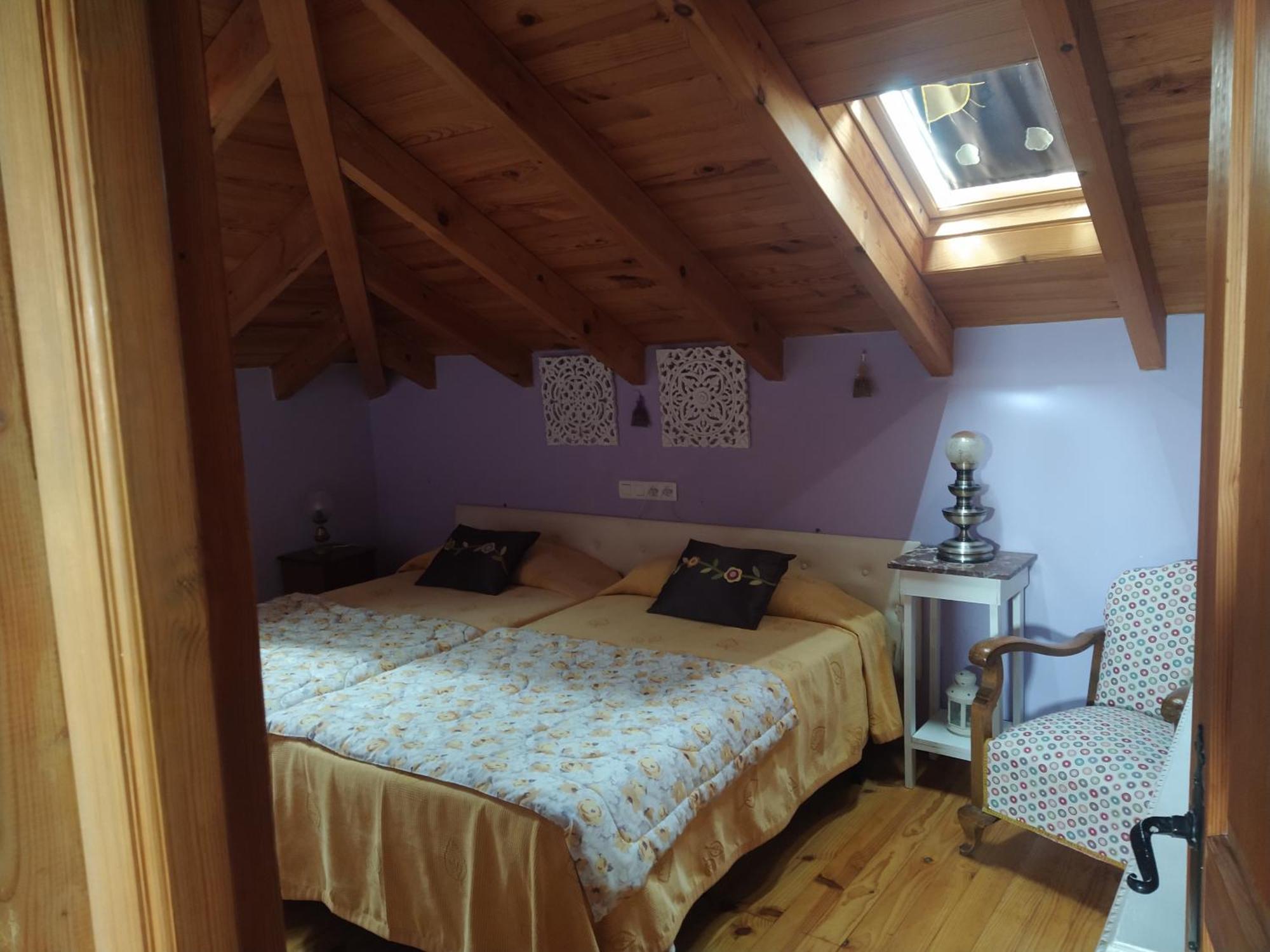 La Casa Del Pueblo El Berrugon Carrocera
