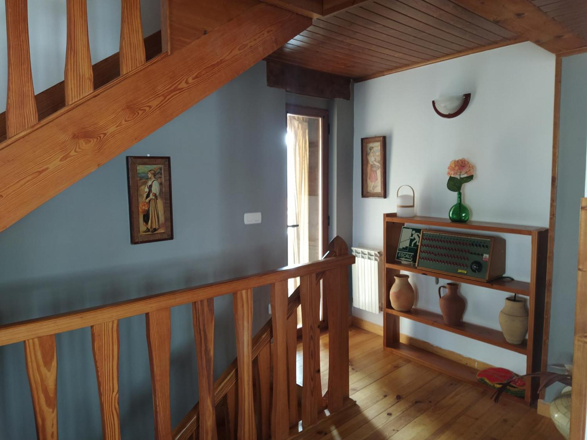 La Casa Del Pueblo El Berrugon * Carrocera