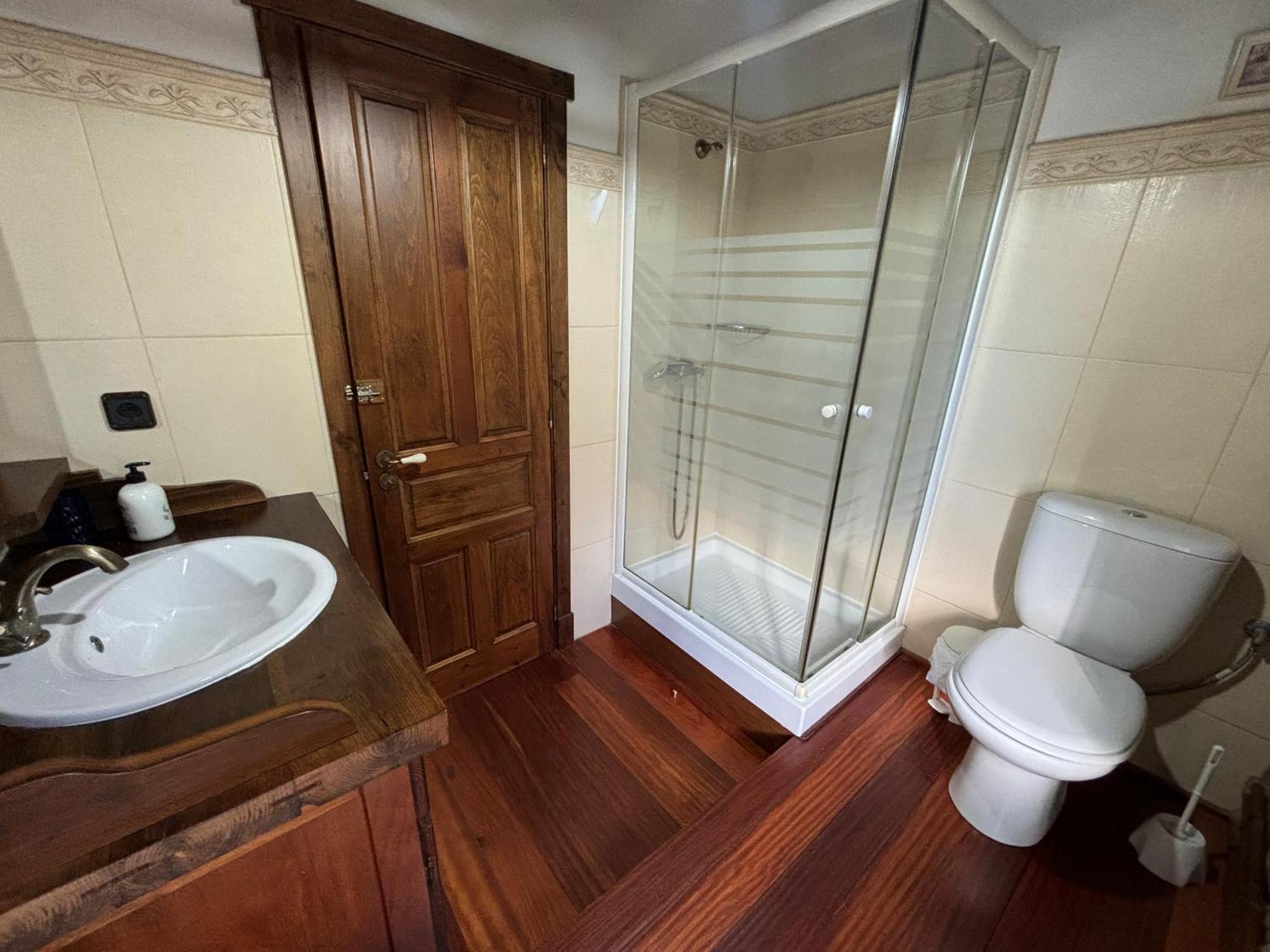 Casona De Lubre