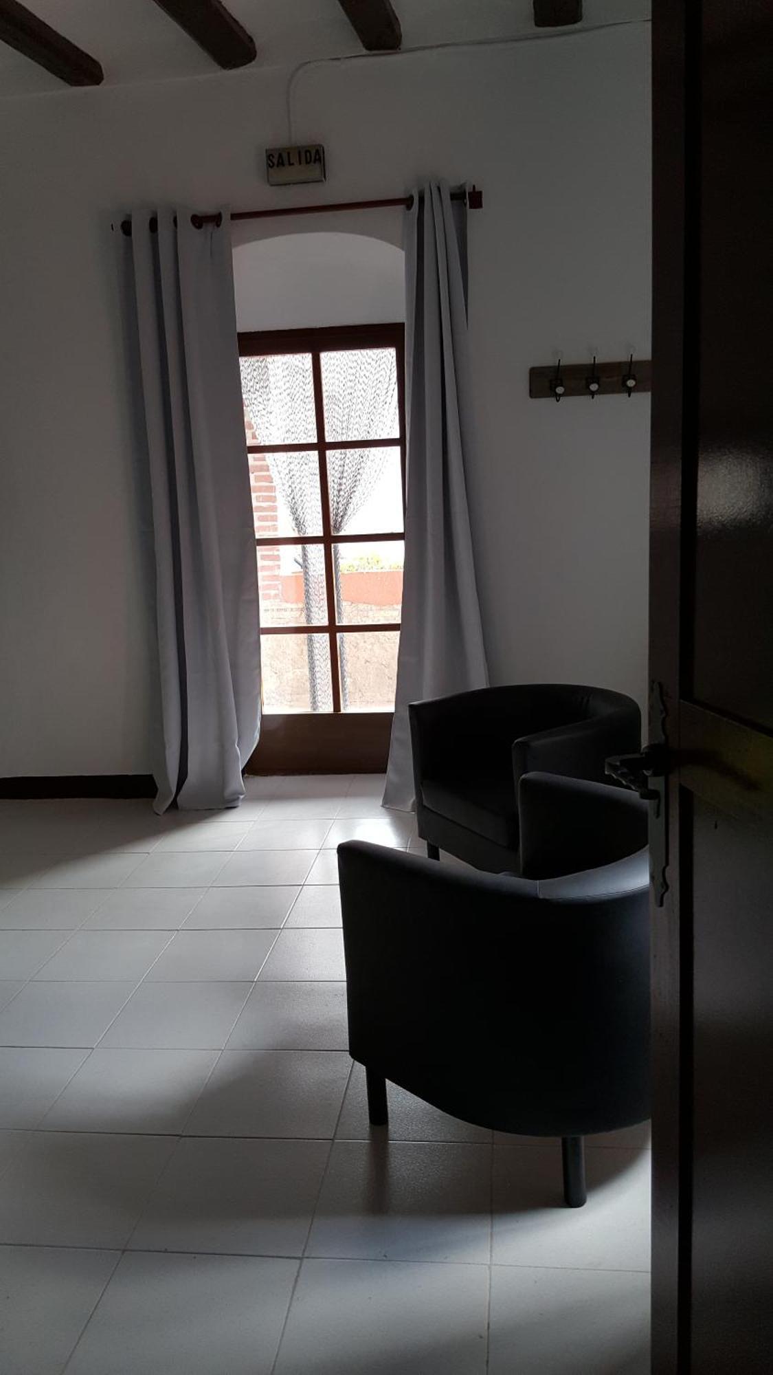 Espai Abadia Hostal *
