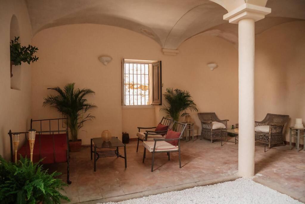 Casa Aguila Casco Antiguo Patio Privado