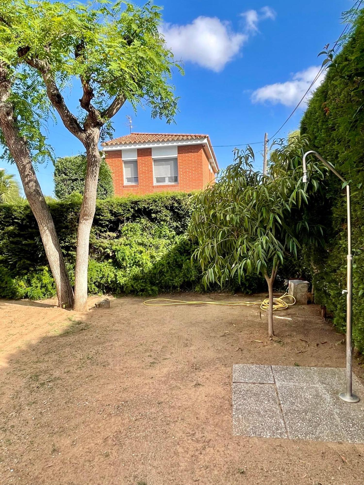 Apartbeach El Pinar Con Piscina Y Barbacoa *