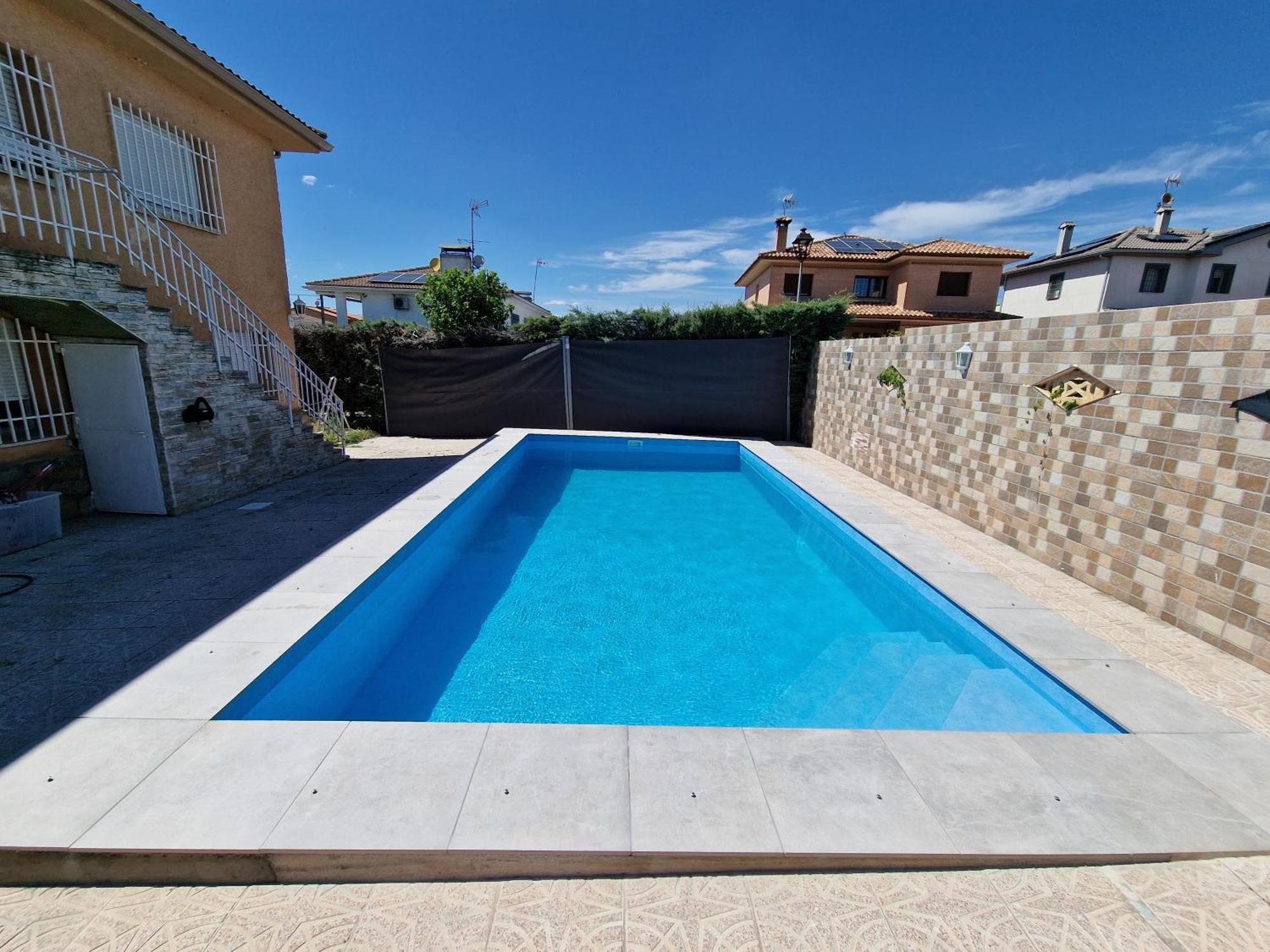 Apartamento Primera Planta Completa, *